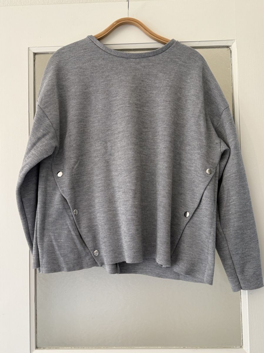Zara Pullover & Sweatshirts: Grauer Strickpullover mit Knöpfen, Grösse M von Zara – Neu (gemäss Beschreibung) aus Basel von zukk_