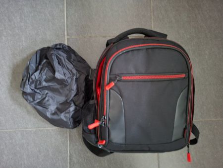 Kamerarucksack wie neu mit Regenschutz