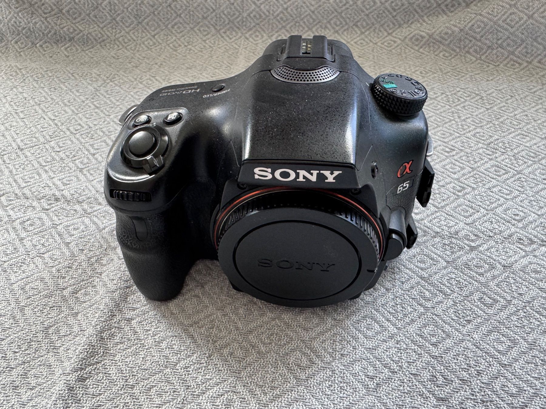 Sony Fotocamera: Sony Alpha 65 mit div. Objektive – Usato da Schweizersholz venduto da Sarah1234 1