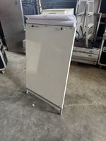 Flipchart Ständer weiss Metall guter Zustand