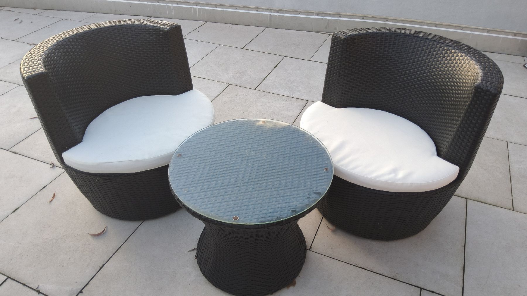 Set di tavolo e panche: Gartenmöbel-Set, 2 Sessel + Tisch, Top Zustand! – Usato da Steckborn venduto da JoBox