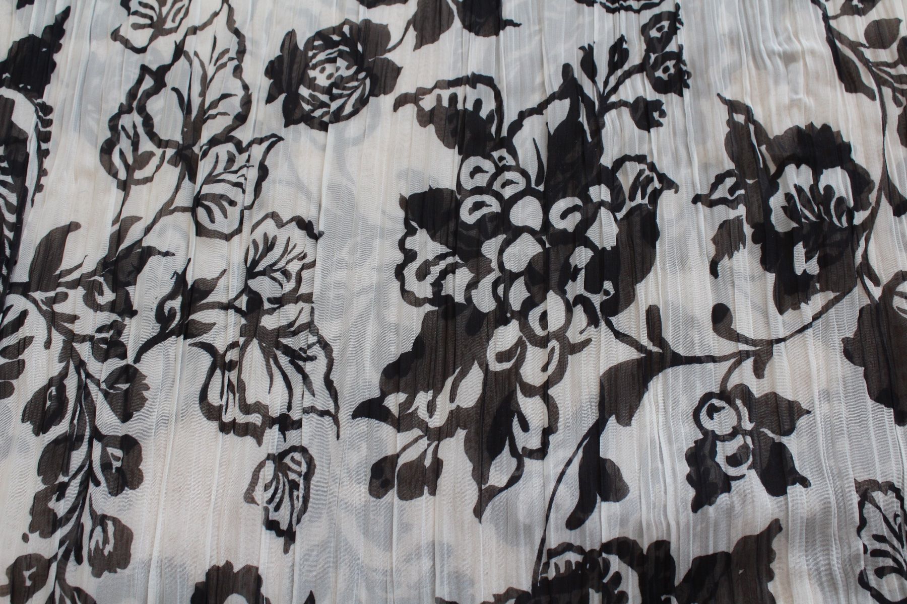 Stoffe: Chiffon – Neu (gemäss Beschreibung) aus Zürich von yvo_9d6l