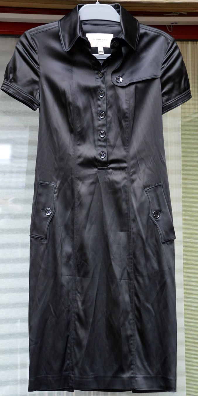 Burberry Vestiti: Kleid Burberry .38 robe – Usato da Collonges venduto da Auganien