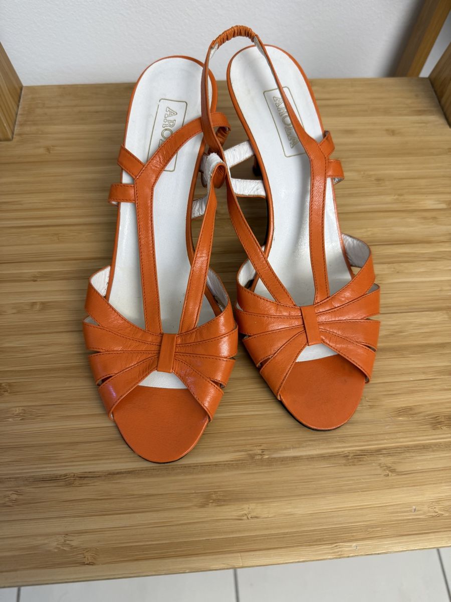 Scarpe da donna: Vintage Sandalen – Usato da Neerach venduto da the_modern_mini