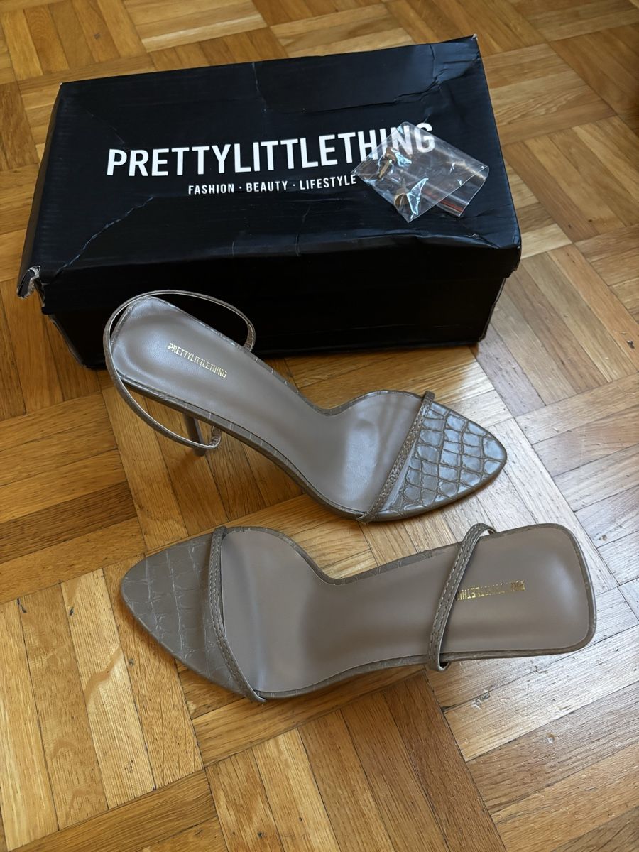 Chaussures filles: Talons plt  – Neuf avec emballage d'origine à Vouvry par sha_rk5q 1