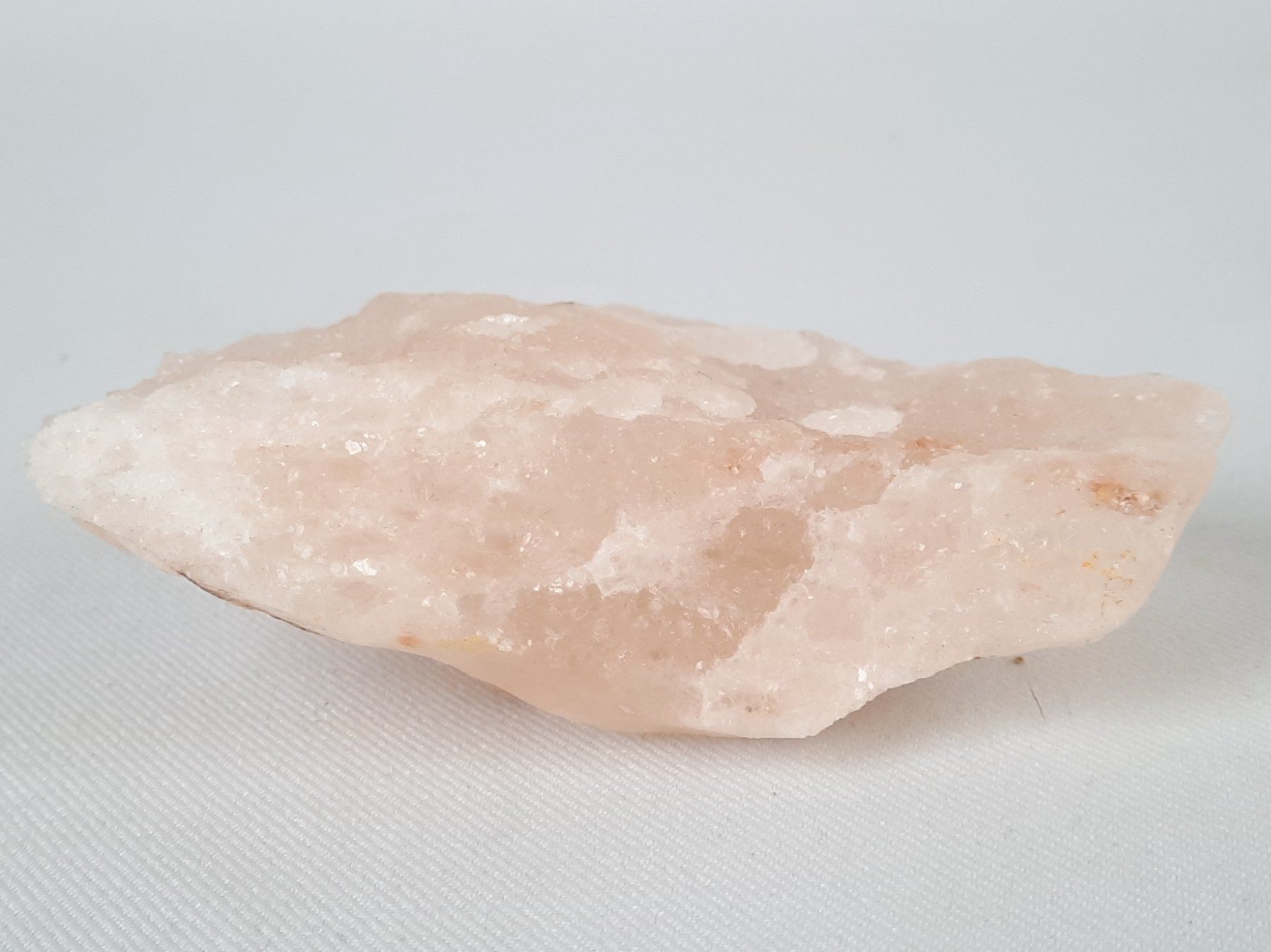 Mineralien & Heilsteine: Rosenquarz und Salzstein – Gebraucht aus Beinwil am See von Restwert_Beinwil 2