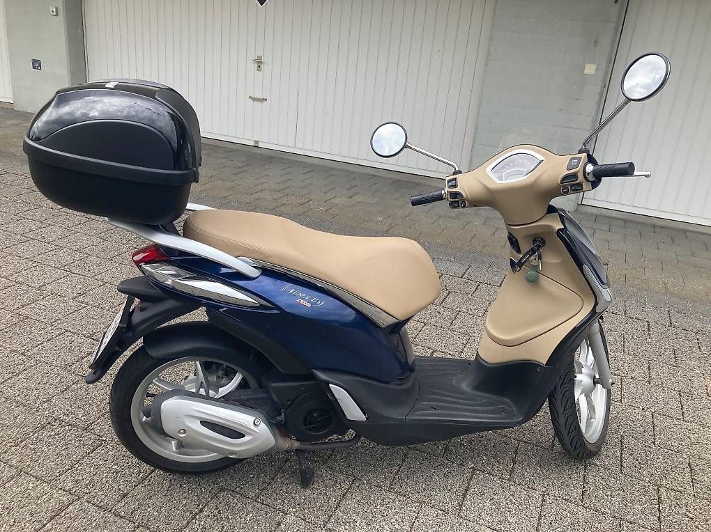 Scooters: Piaggio Liberty 125 iGet ABS – Gebraucht aus Jona von Jumaijra 2