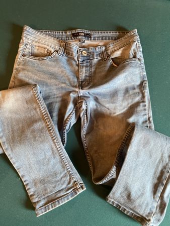 Top Jeans von Review, helle Waschung, Top Zustand, Grösse 31