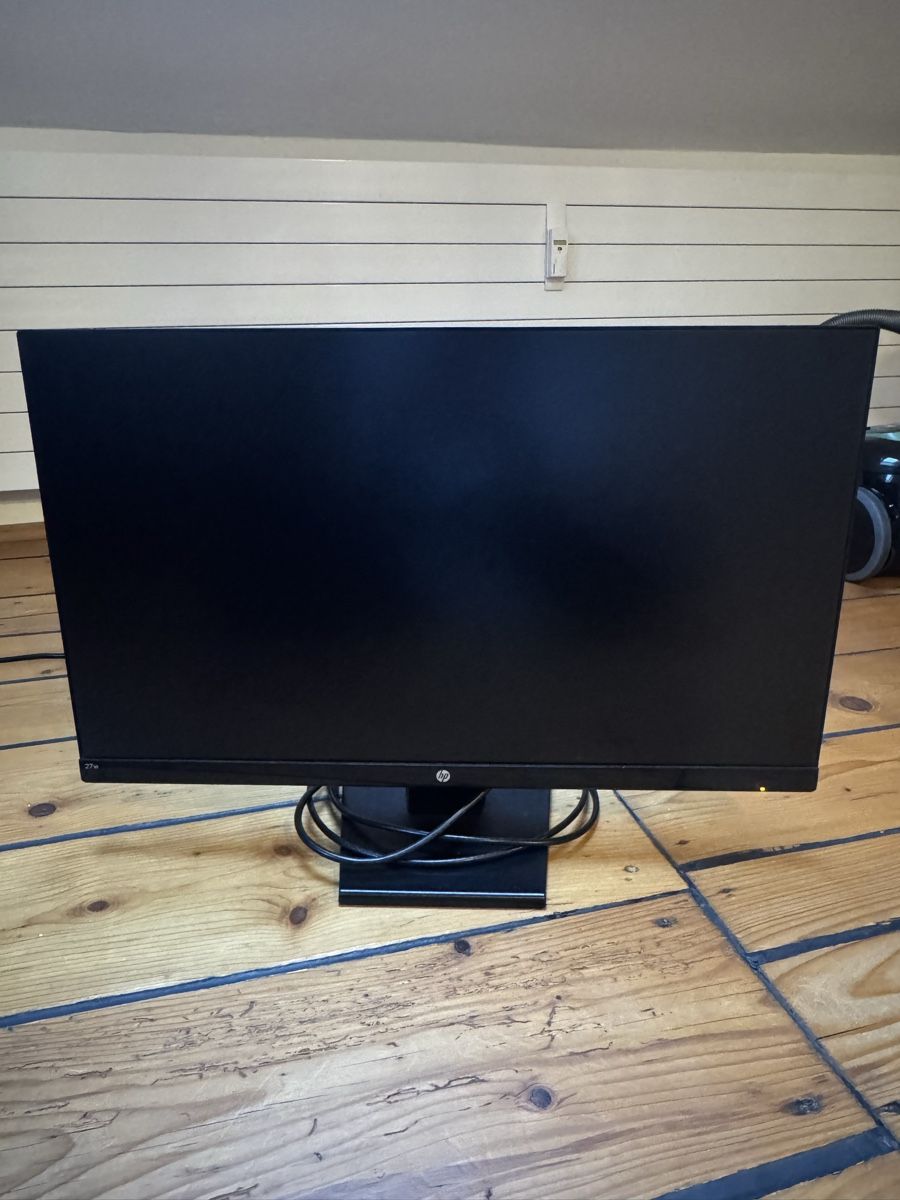 HP 27w 27-inch Full HD Monitor Black Good Condition (Gebraucht) in ...