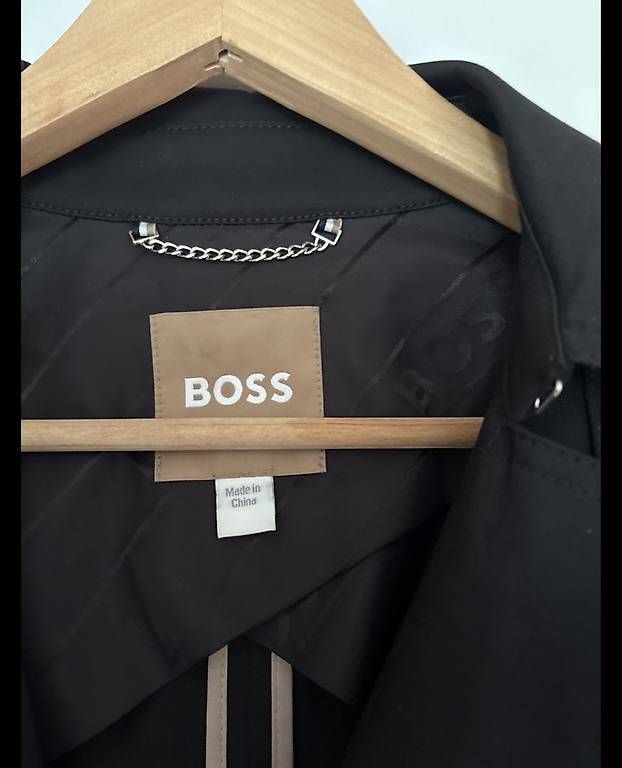 Jacken: Hugo - Boss Jacke  – Gebraucht aus Rothenthurm von JasiG 2