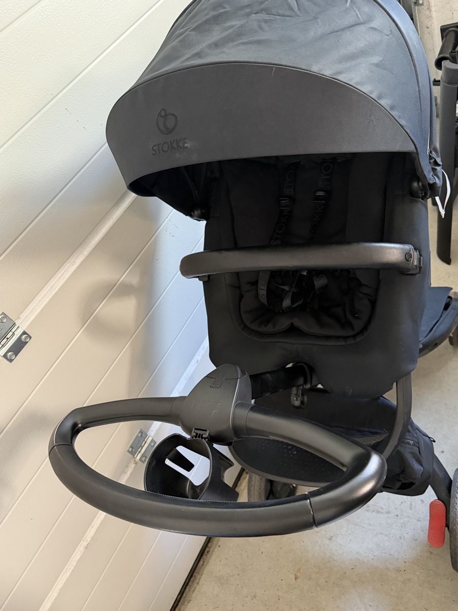 Stokke Carrozzine: Stokke Xplory X Kinderwagen Schwarz  – Usato da Erlenbach ZH venduto da jaja87 1