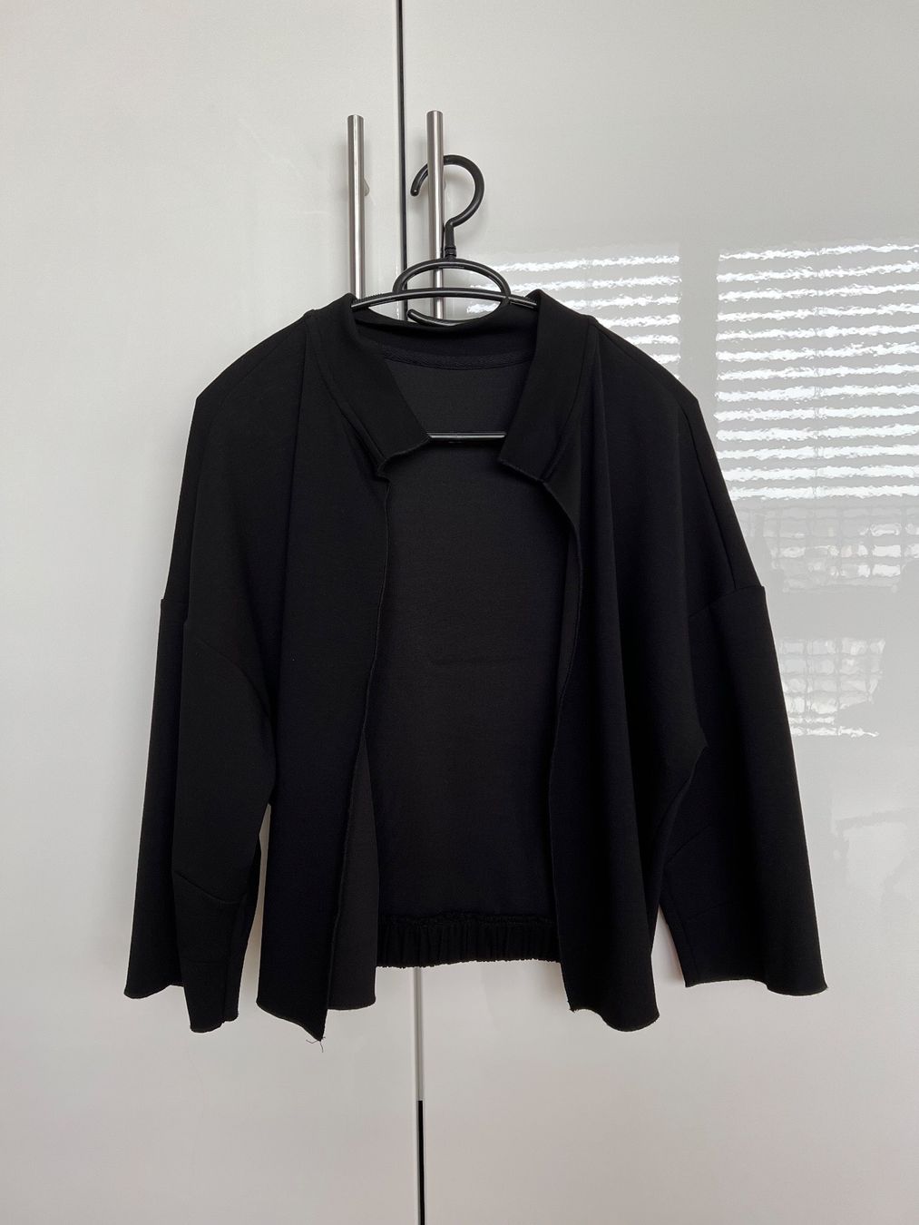 Giacche: Schwarze Alltagsjacke – Usato da Dietikon venduto da Mischi2167