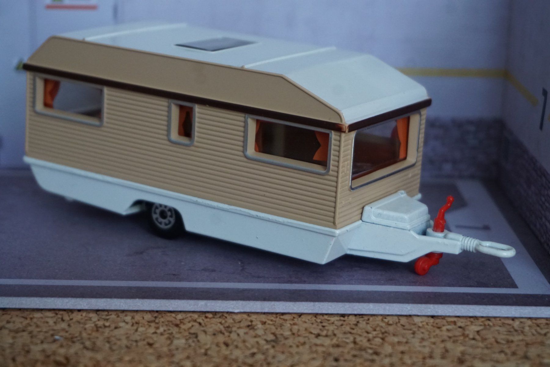 Matchbox Modellautos: Matchbox SK Europa Caravan ALT COOL !!!!!!!!!!!!!!!!!!!! – Gebraucht aus Reiden von Doppeldecker69