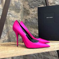 Saint Laurent Marilyn 100, Grösse 36, ungetragen