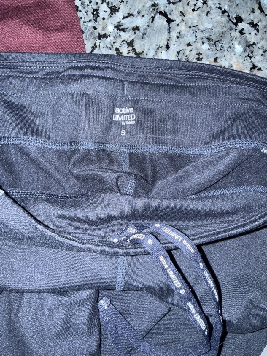 Leggings: Damen Sportleggins S/36 – Nuovo (secondo la descrizione) da Luzern venduto da sarahxtwilight 2