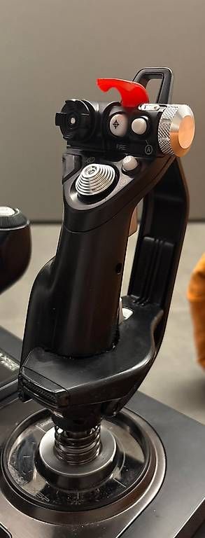 Controller: Saitek x52 Pro a 100 chf trattabili – Usato da Cadro venduto da Argosound 2