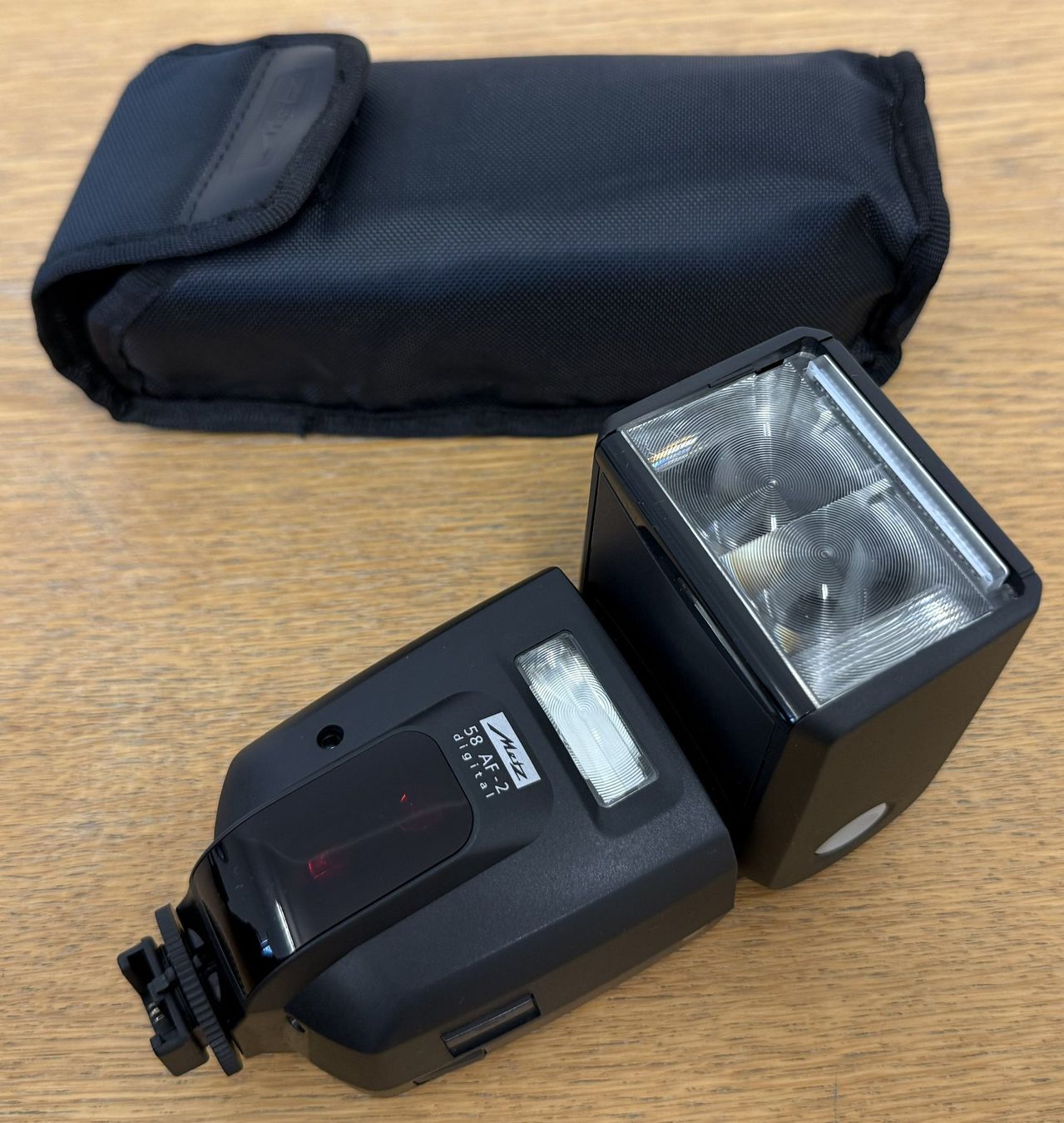 Mecablitz Flashs: Metz Blitz, MECABLITZ 58 AF-2, digital – D'occasion à Dietikon par dari1961