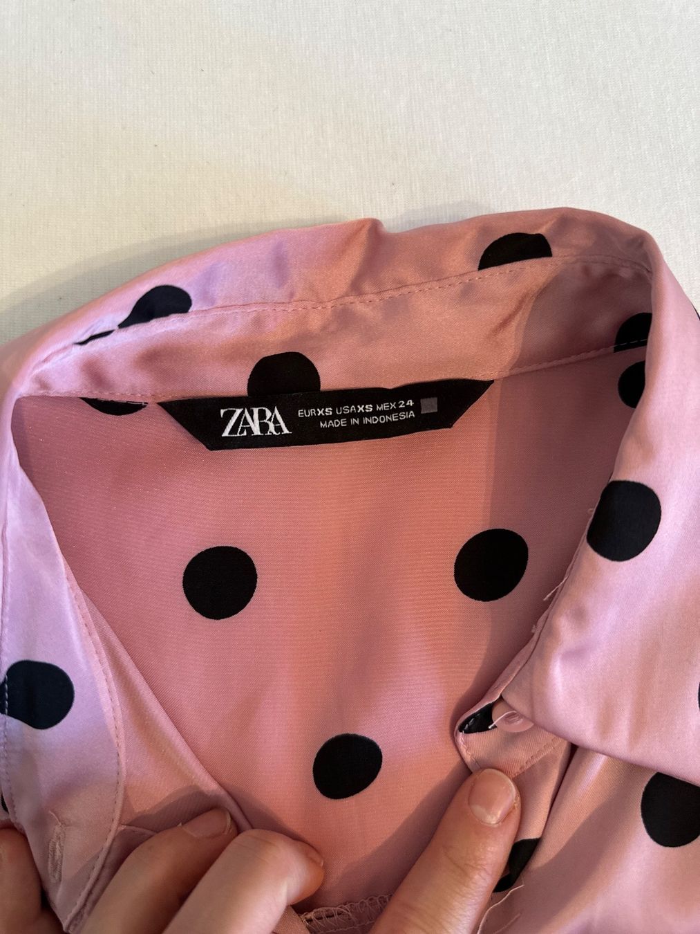 Zara Camicette: Hemd von Zara Grösse XS – Usato da Zug venduto da dani1529 1