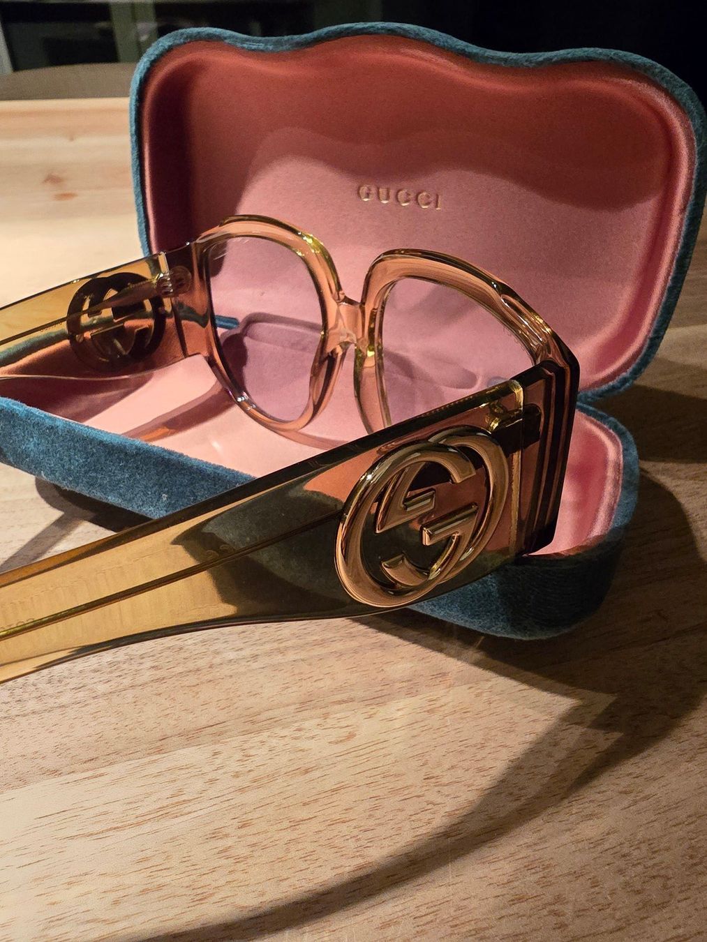 Gucci Lunettes & Verres: GUCCI Oversized Interlocking G Sunglasses – Neuf (Voir description) à Fehraltorf par buylow3000 4