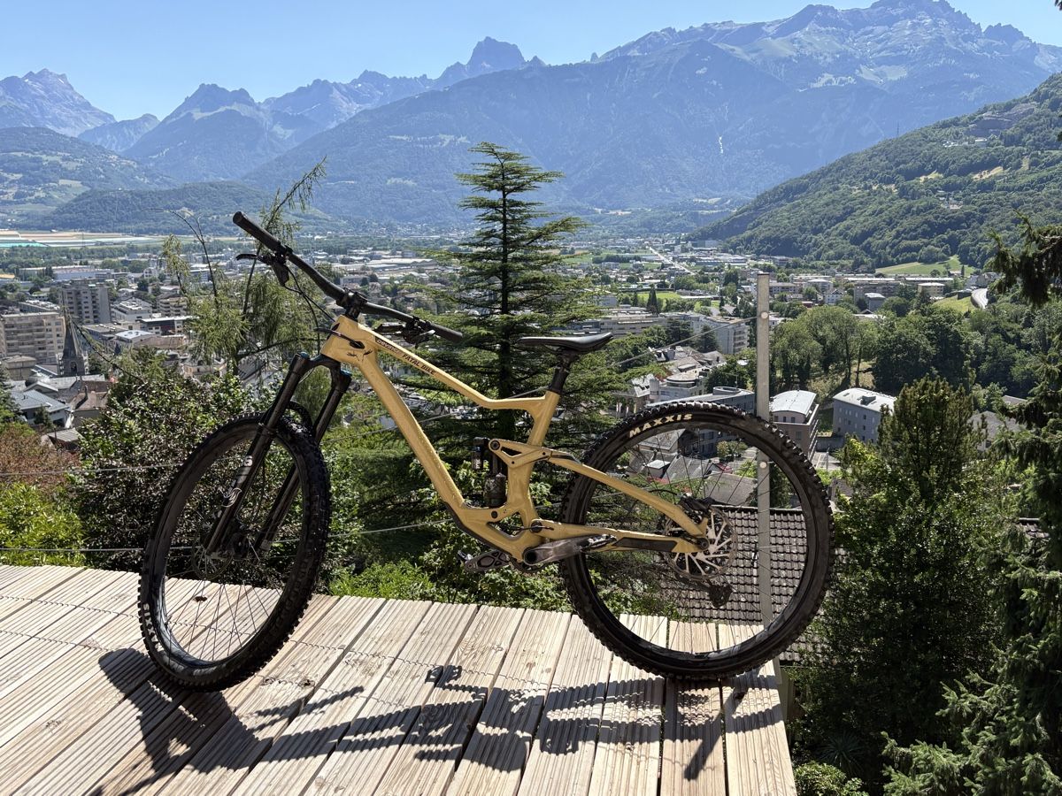 Velos: Devinci Troy CF 2023 – Neu (gemäss Beschreibung) aus Monthey von MacMatisse 1