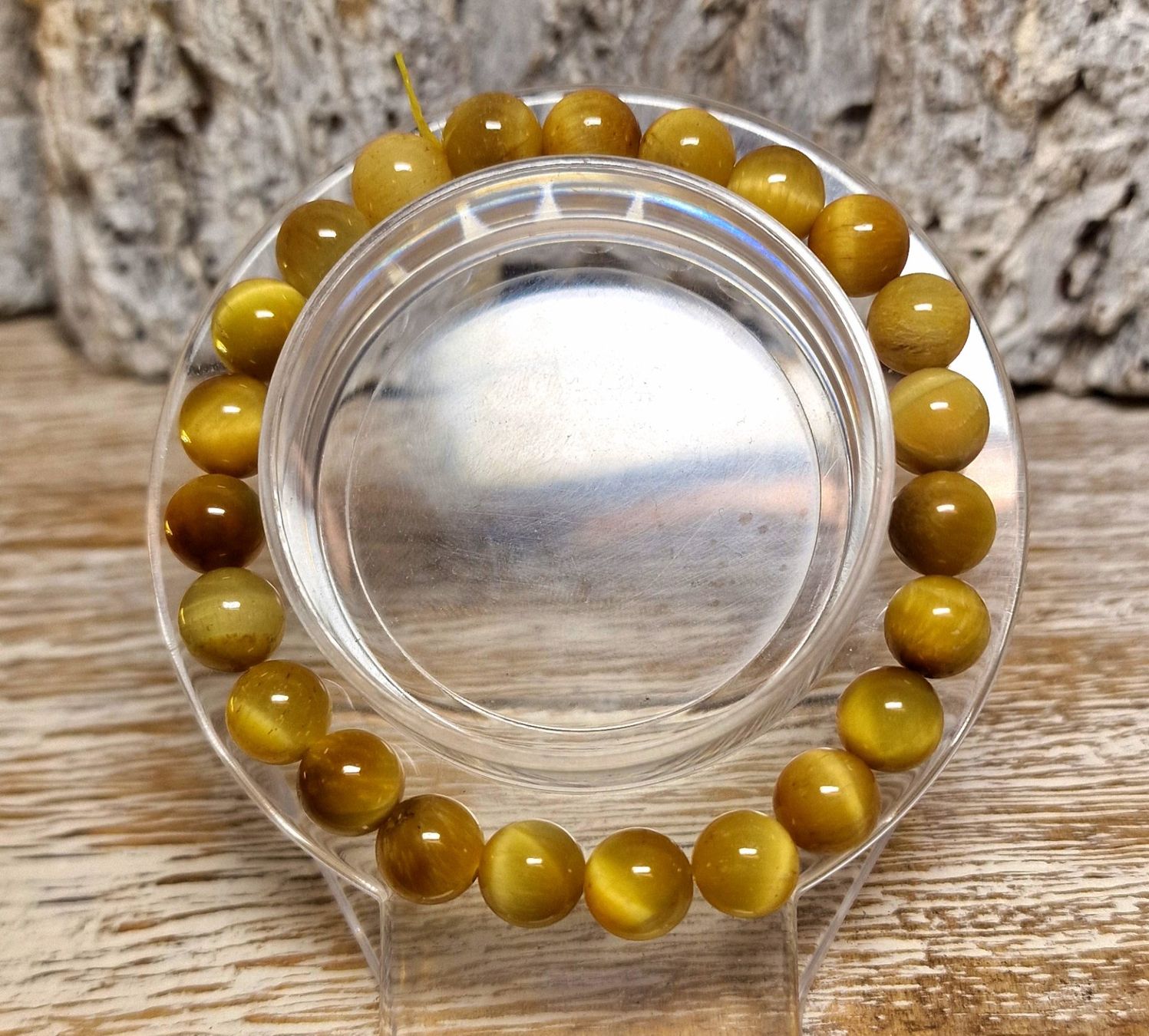 Mineralien & Heilsteine: Goldenes Tigerauge Armband 8.5mm – Neu (gemäss Beschreibung) aus Matzingen von Shay_Crystalz