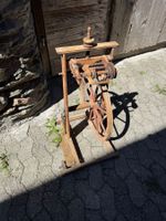 antikes Spinnrad