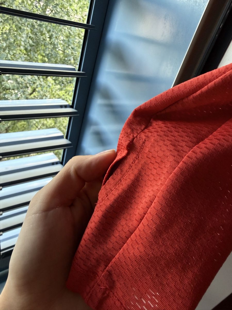 T-shirt: Sportshirt langarm Rot Groesse – Nuovo (secondo la descrizione) da Zürich venduto da BettinaMarie2308 3