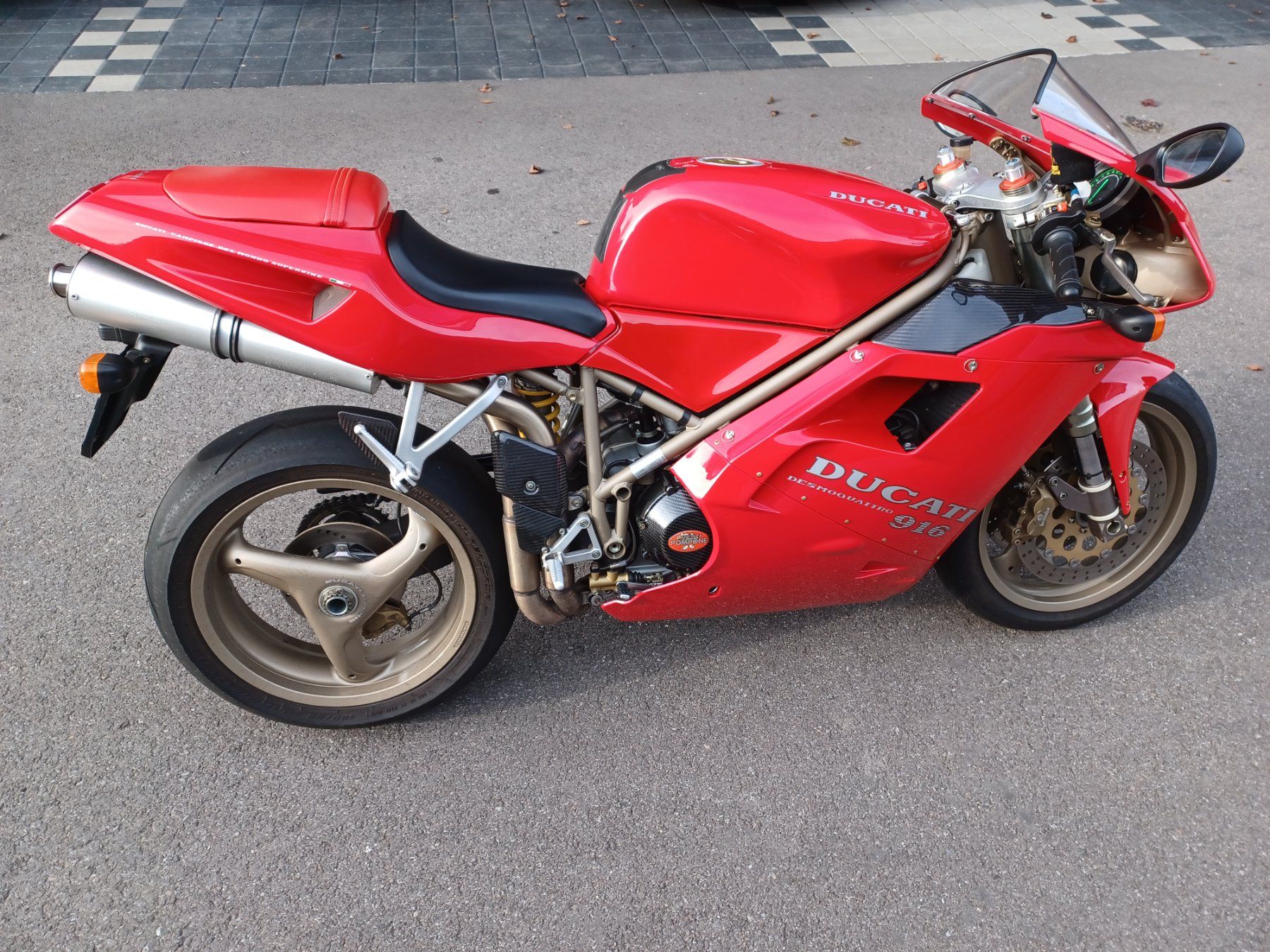 Ducati 916 (D'occasion) à La Tour de Trême pour CHF 11000 – retrait ...