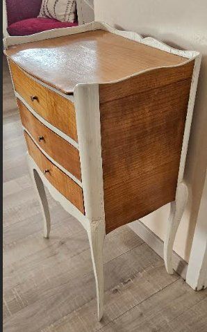 Kommoden: petite commode de style – Neu (gemäss Beschreibung) aus Etoy von eme_c8rt 1