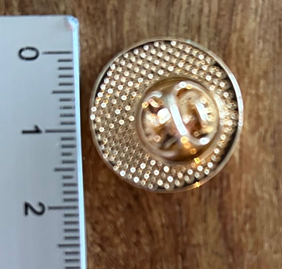Placchette & Badge: Pin Krebs / Cancer  Sternzeichen/ Sternbild – Nuovo e nell'imballaggio originale da Geneve venduto da vane267 1