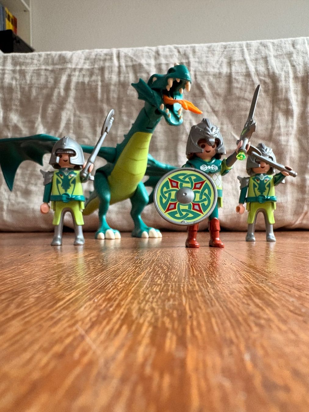 Playmobil Giocattoli: Playmobil Drache mit Rittern – Usato da Rorschacherberg venduto da ConstantinNeiser