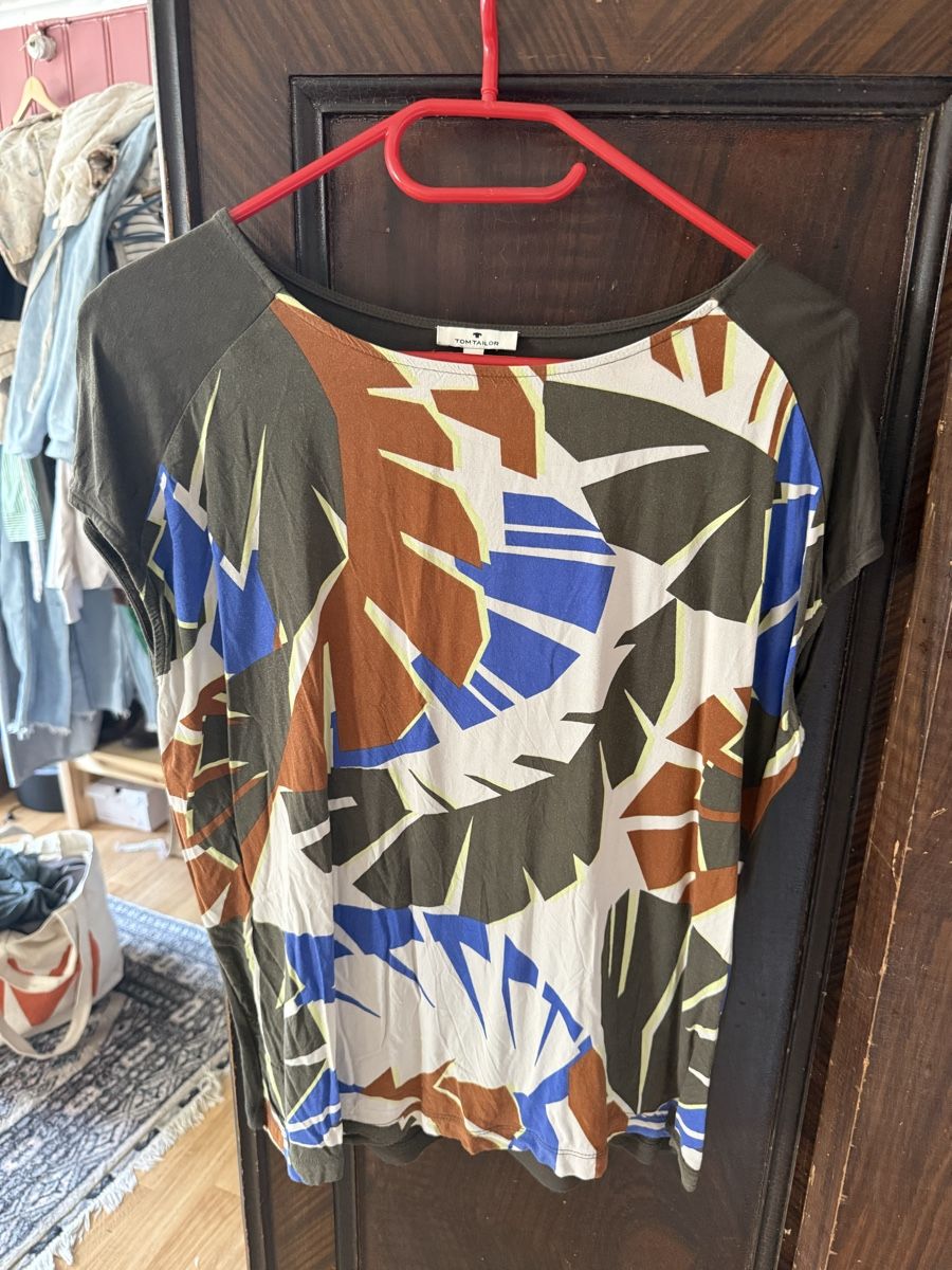 Lotti di vestiti: Blusen Paket S-M Seiden Viscose – Usato da Walenstadt venduto da nad_dm9g 5