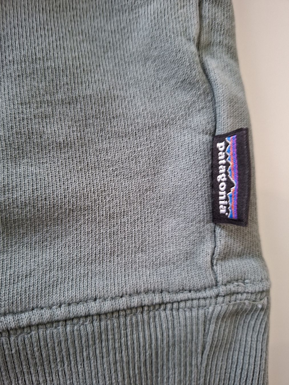 Patagonia Maglioni & Felpe: Pull Patagonia Homme Taille S, vert olive, – Usato da Renens VD venduto da ser_j2fn 4