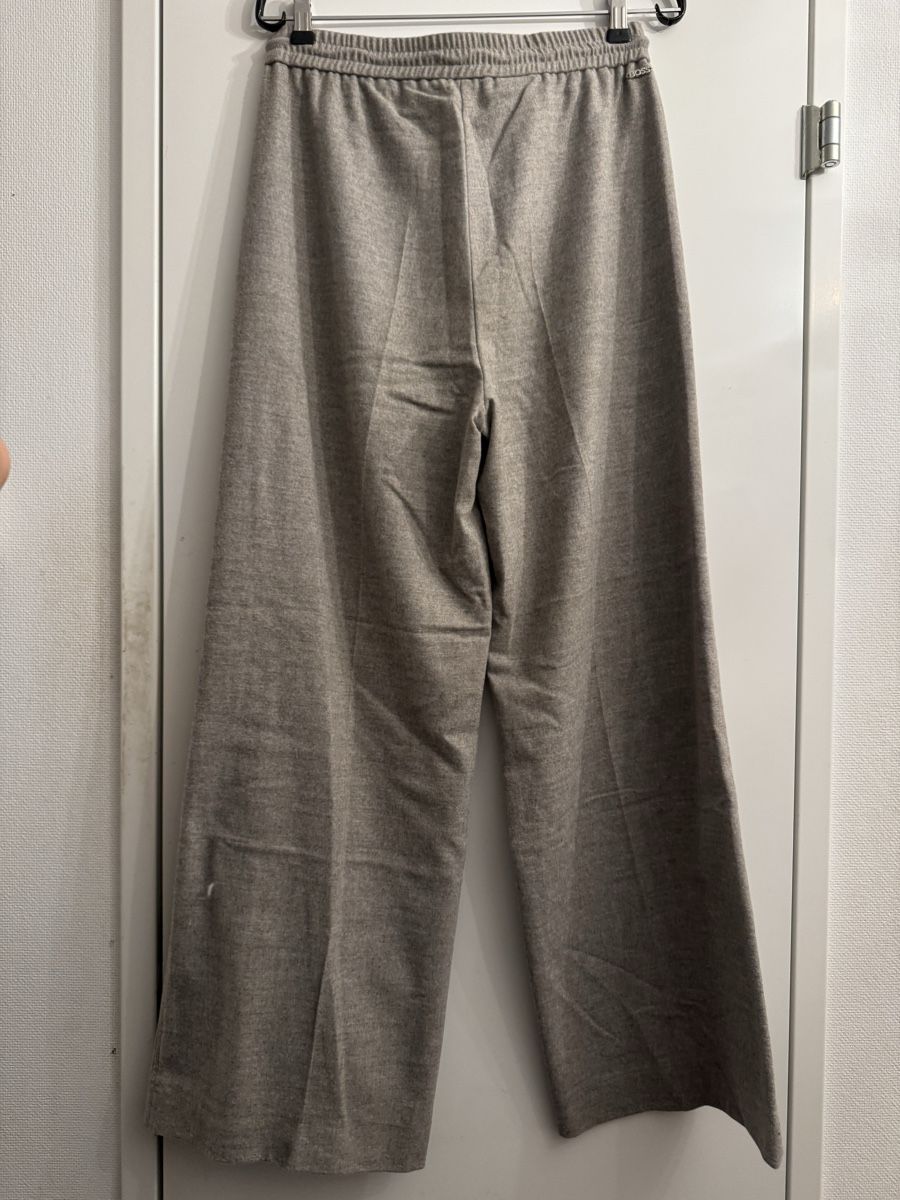 Pantalons: Boss Wollhose Hose – D'occasion à Obfelden par cesarina10 5