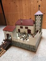 Antike Ritterburg Holz mit Zugbrücke und Ritterfiguren