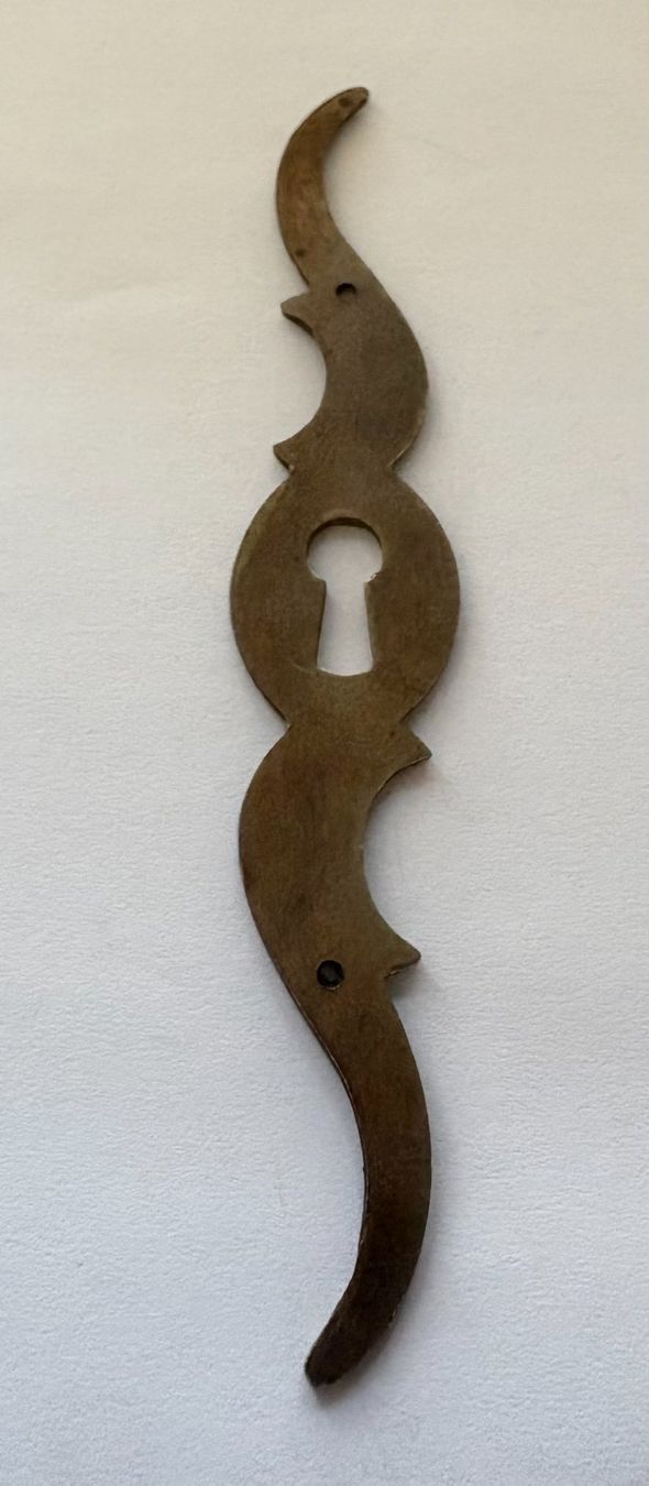 Quincaillerie: ANTIKE SCHLÜSSELROSETTE – D'occasion à Ostermundigen par wini63 1