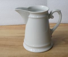antiker Porzellan Krug Milchkrug Milchkanne weiss