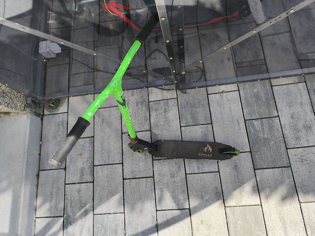 Kickboard: Chilli pro scooter  – D'occasion à Oberwil BL par sch_hp69 2