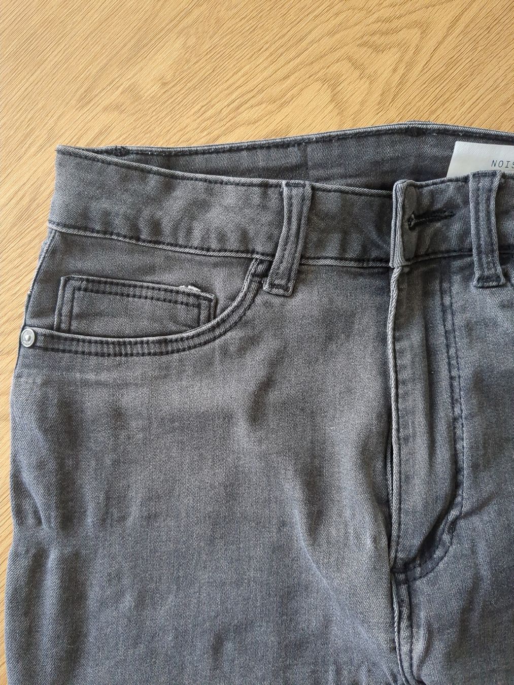 Jeans: Jeans Grösse 28/34 – Usato da St. Gallen venduto da tj19 2