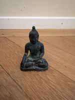 Buddha Figur sitzend Metall