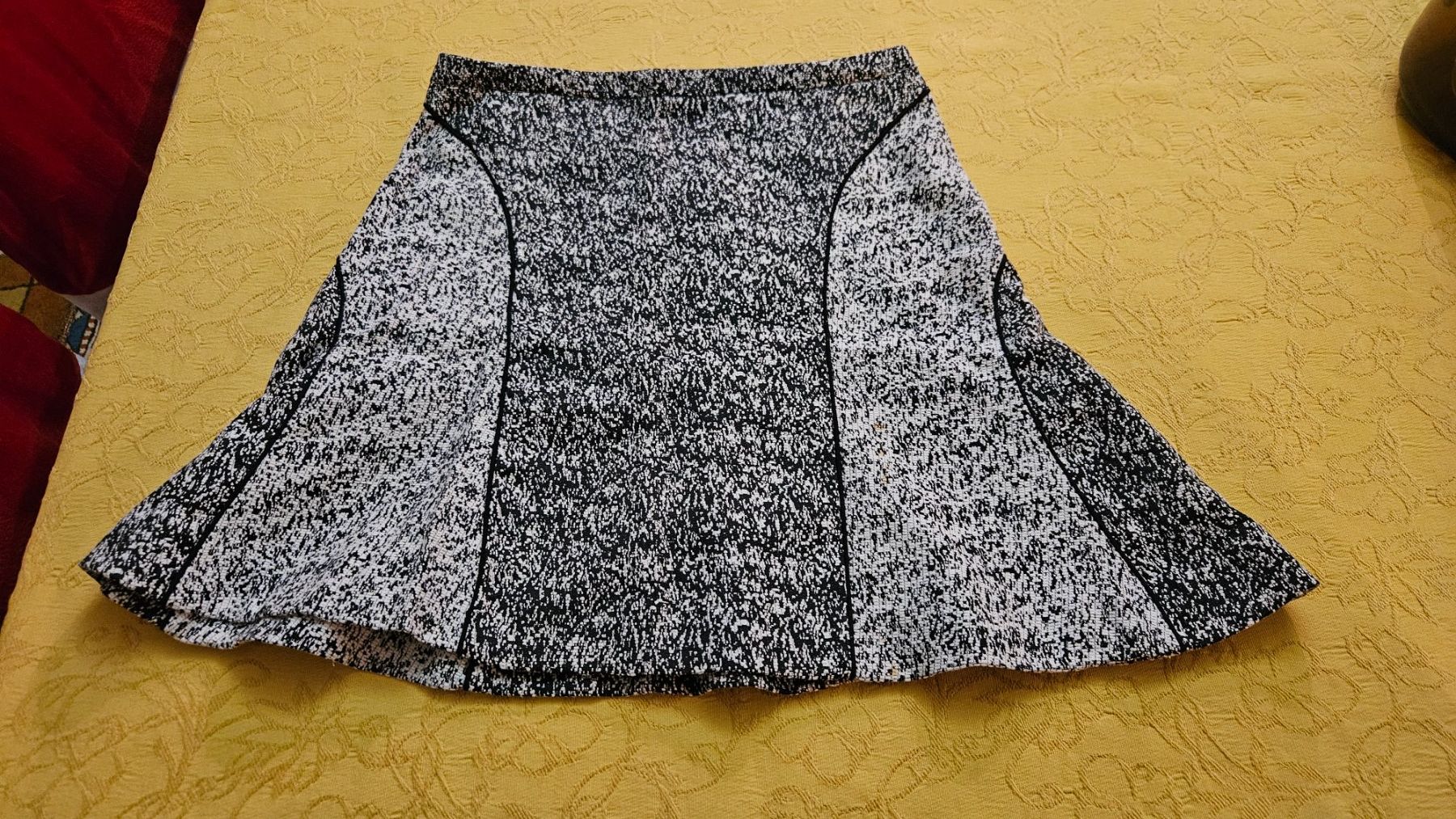 H&M Gonne: Gonna corta H&M tg.40 misto cotone – Usato da Melano venduto da H-Sara 1