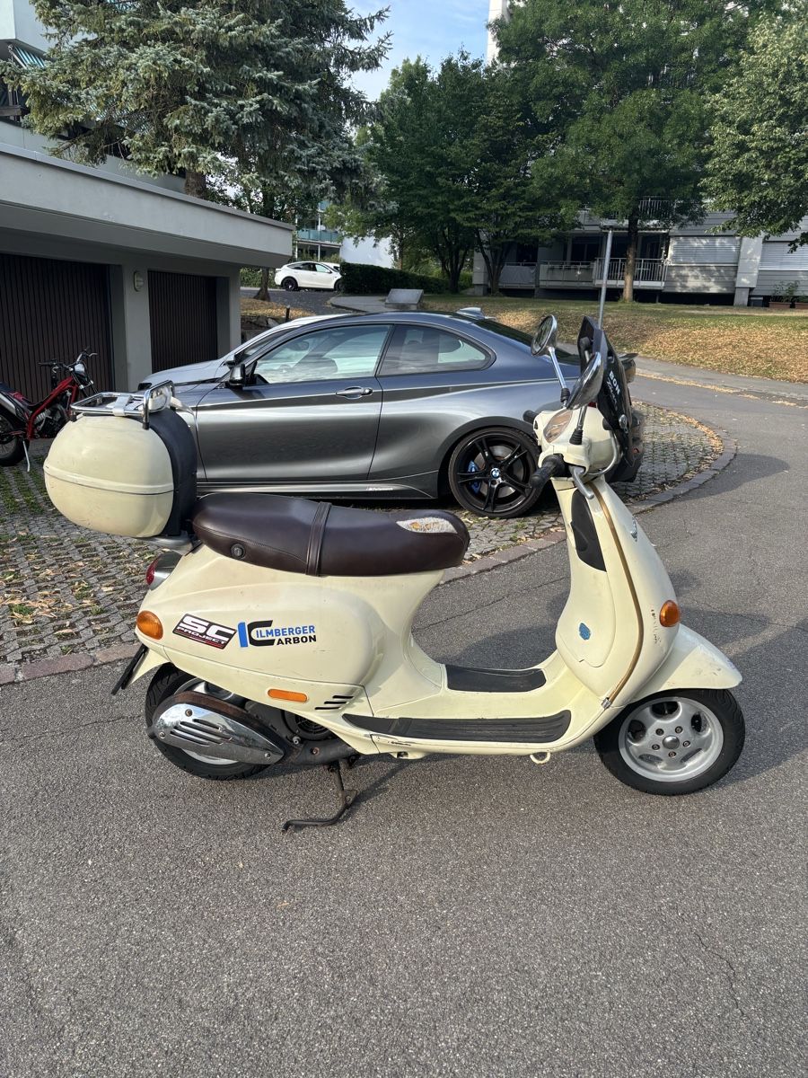 Vespa Scooters: Vespa ET4  – D'occasion à Widen par jul_tj2b 2