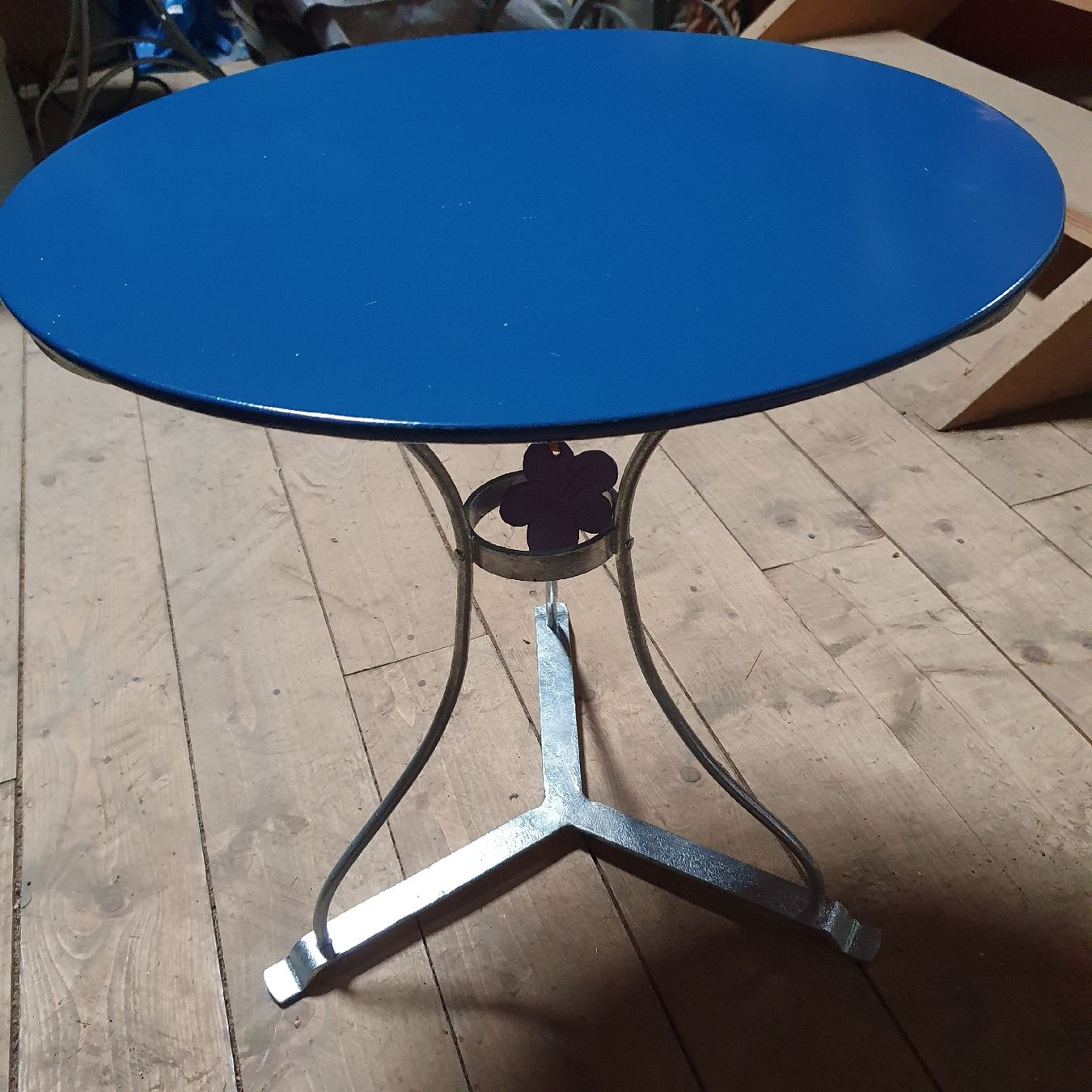 Tavoli: Blechtischli Beistelltischli 53 cm – Usato da Uesslingen venduto da 1Atelier