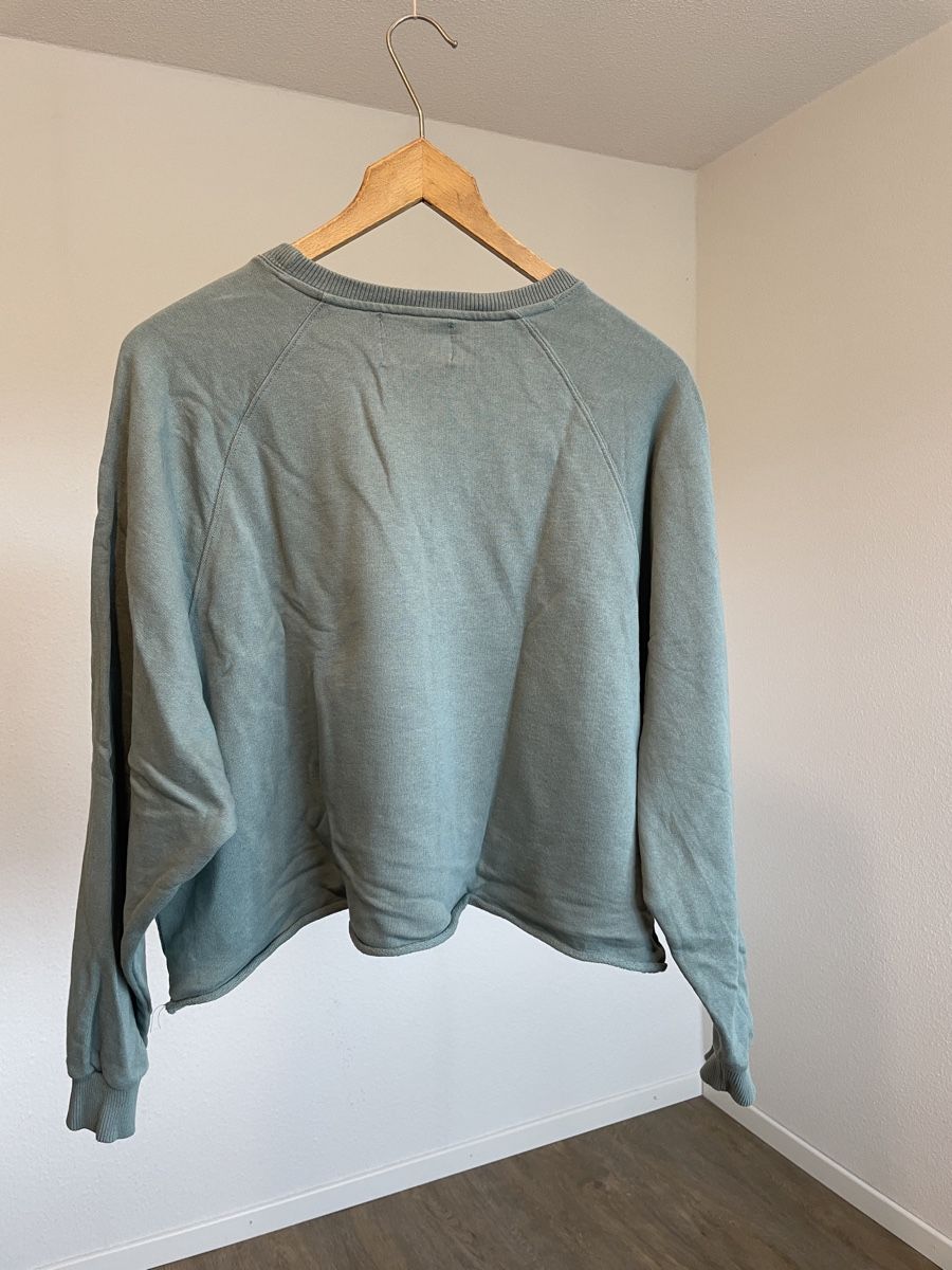 Maglioni & Felpe: Grünes Sweatshirt von Pull, Größe S. – Usato da Schlieren venduto da tam_6fl5 1