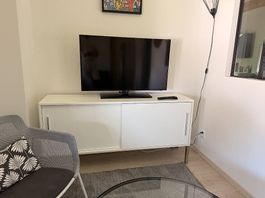 TV Samsung 40" - Full HD - bon état avec télécommande 