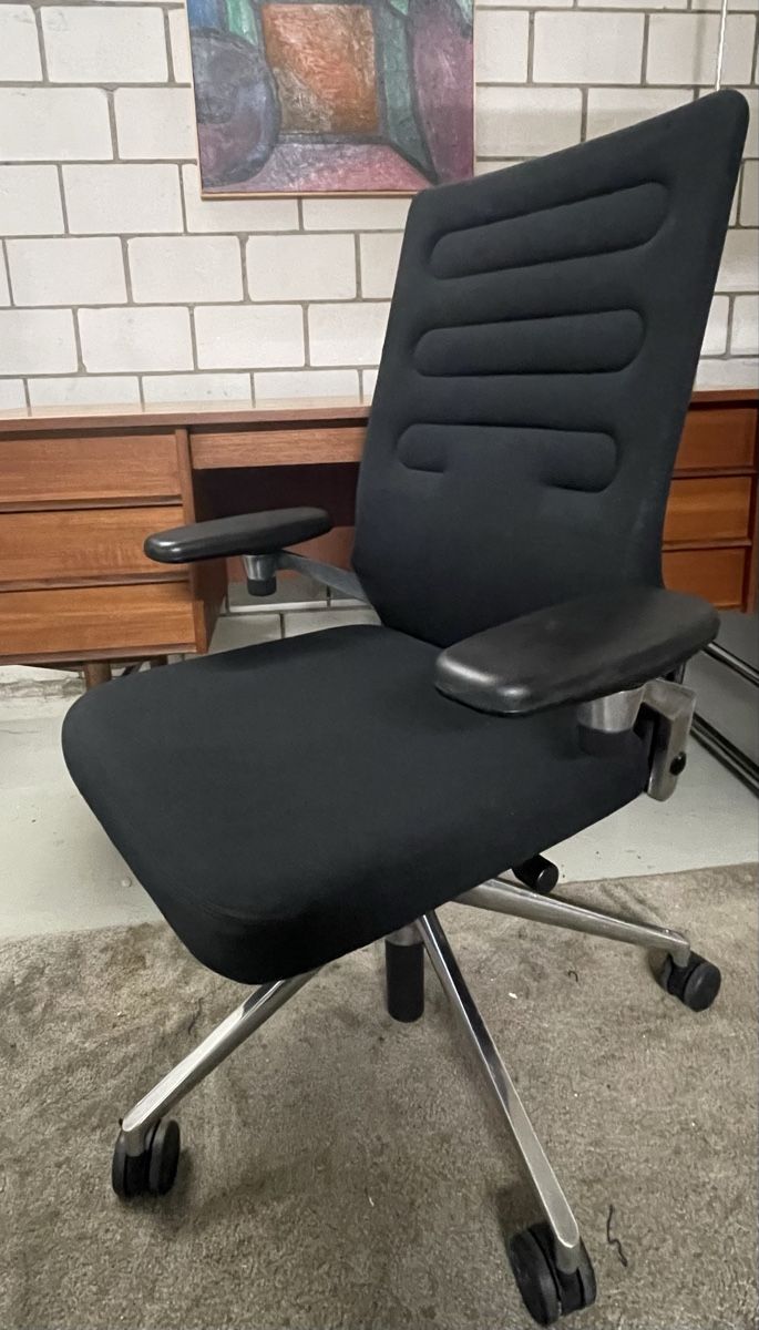 Vitra Sedie: Vitra AC4 Bürostuhl – Usato da Uetikon am See venduto da tex-52