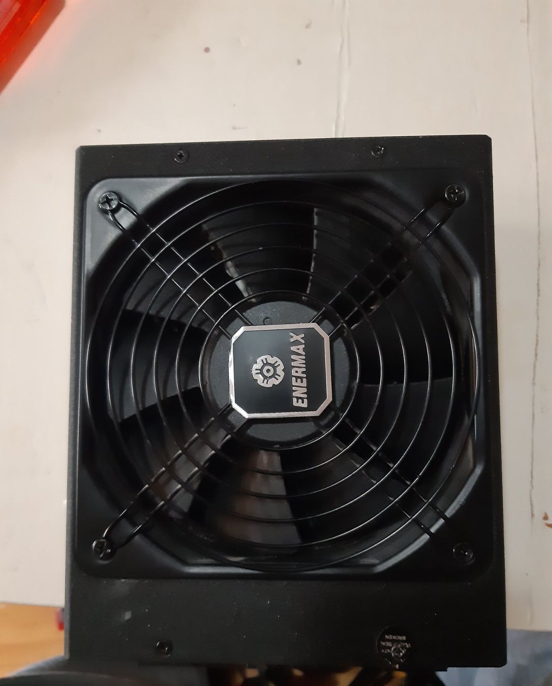 PC: Enermax Platimax 1700w Netzteil – Usato da Birsfelden venduto da Alepunch 2