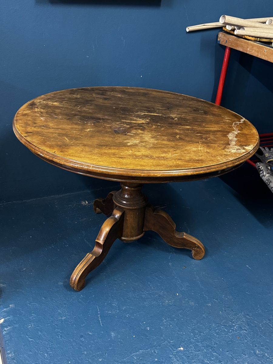 Tavoli: Vintage wooden round table  – Usato da Biel/Bienne venduto da the_f7lj 1