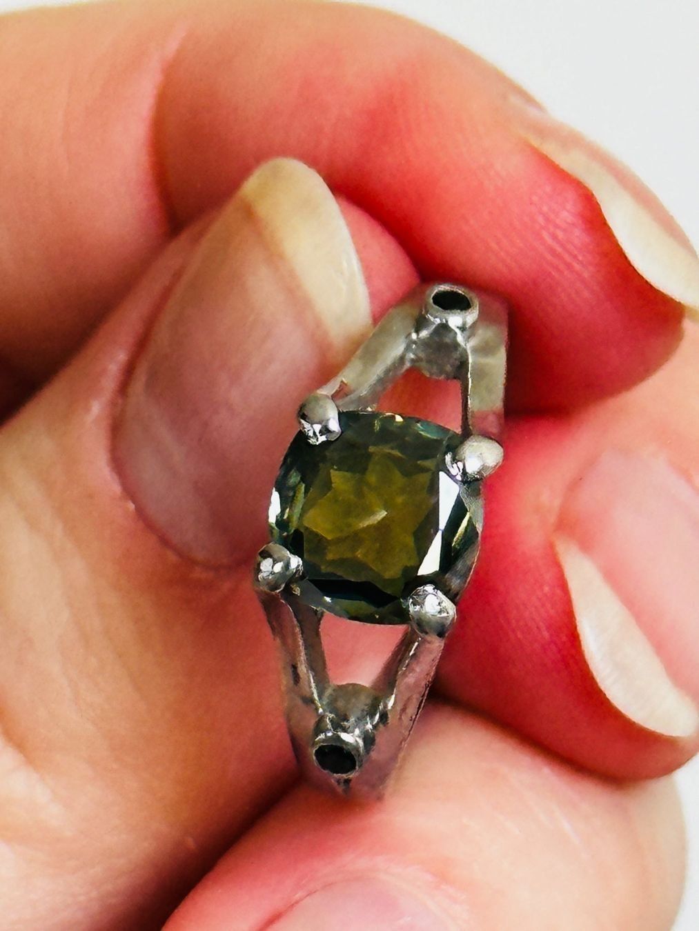 Anelli: 8 mm Whte Brown Real Moissanite ring size 7 – Nuovo e nell'imballaggio originale da Genève venduto da AGBERG 6