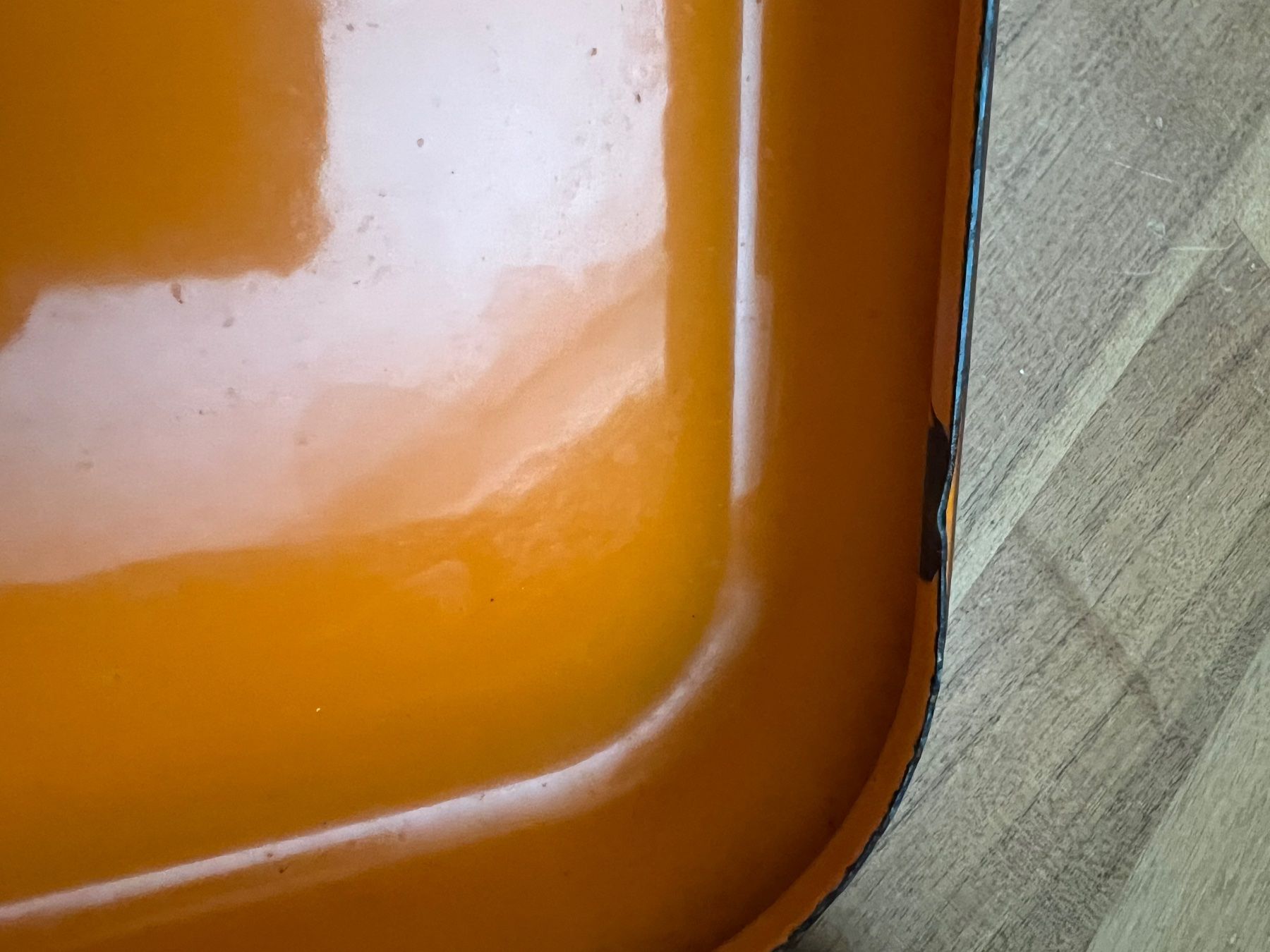 Teglie da forno: Orange Bräter mit Deckel Gusseisen Auflaufform – Usato da Jona venduto da Sariksa 6